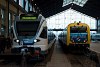 A MÁV-START 415 065 pályaszámú FLIRT és a BDt 8005 444 pályaszámú vezérlőkocsi Budapest-Nyugati pályaudvaron