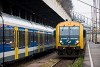 A MÁV-START 8005 428 pályaszámú vezérlőkocsi érkezik Budapest-Nyugati pályaudvarra