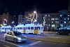 Az adventi/karácsonyi Fényvillamos / Fény-UV / Csillamos a 47-es villamos vonalán, a Gárdonyi téren