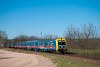 A MÁV-START BDt 8005 439 Vác-Alsóváros és Sződ-Sződliget között egy Papagáj-Szilivel