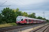 A MÁV-START 415 006 pályaszámú piros FLIRT Győrszentiván és Nagyszentjános között