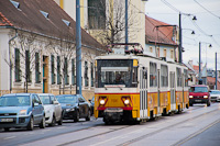 The BKV 7681 Tatra T5C5 student teaching vehicle seen between Kolosy tér and Zsigmond tér