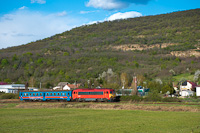 The MÁV-START 418 165 seen between Szurdokpüspöki and Jobbágyi