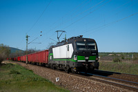 The ELL 193 272 Siemens Vectron seen between Vc-Alsvros and Sződ-Sződliget