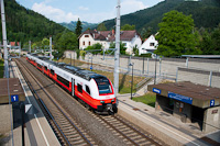 Az ÖBB 4744 565 pályaszámú CityJet motorvonat Stübing megállóhelyen