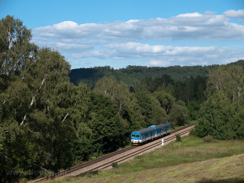 843-as motorkocsi vezrlőkocsival Star Paka s Bl u Star Paky kztt fot