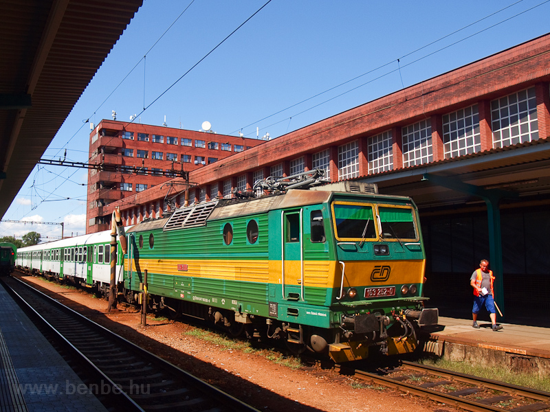 The ČD 163 252-0 seen at Pardubice photo