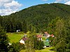 Egy ČD 840-es Desná-Pustinská és Kořenov zastávka között