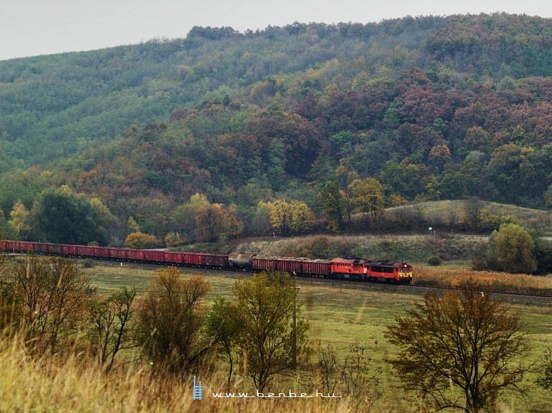 The M41 2203 and M62 151 between Mórágy and Mőcsény photo