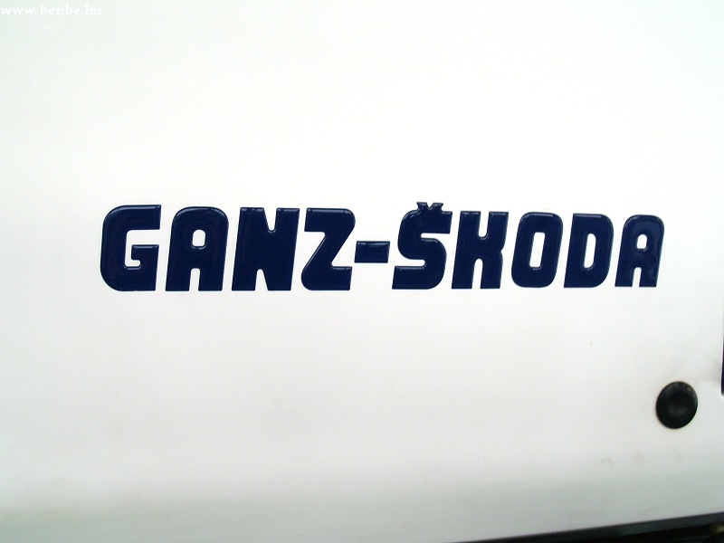 Ganz-Skoda-MAZ troli fotó
