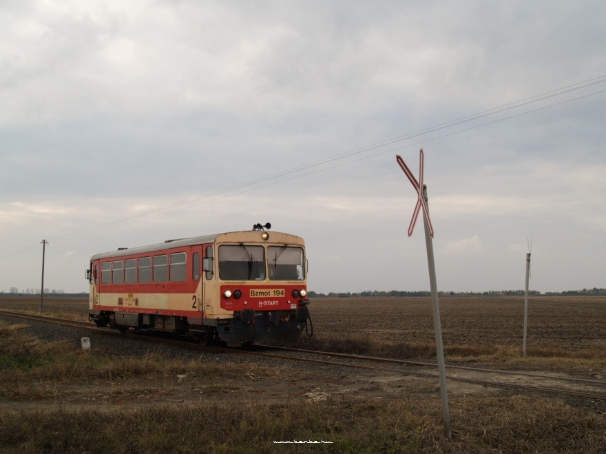 The Bzmot 194 between Kisszns and Kondoros photo