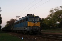 The V43 1344 is speeding up after it stopped at Dunavarsány