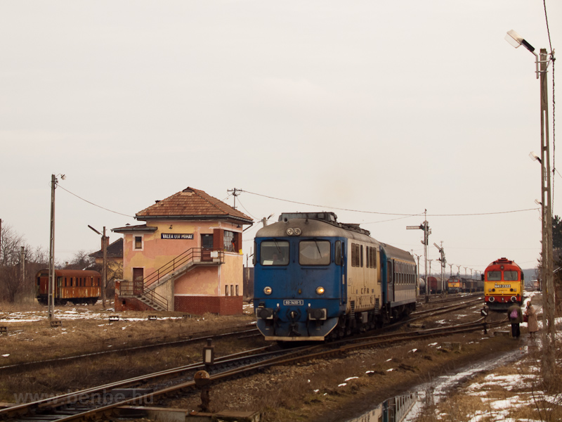 kép A CFR 60-1400-5 pályaszámú Sulzere és az M41 2322 Érmihályfalva (Valea lui Mihai, Románia) állomáson fotó
