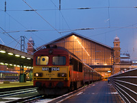 kép