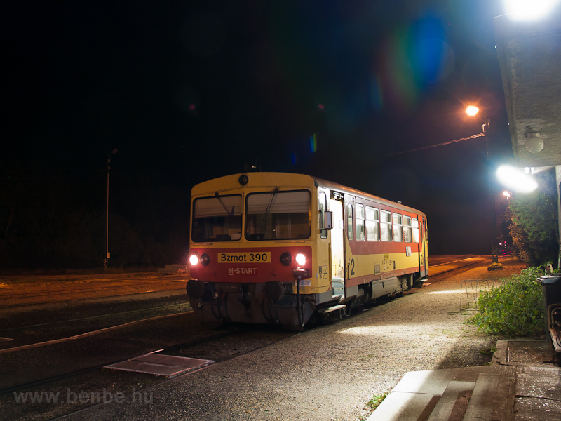 A MV-START Bzmot 390 Zalaszentmihly-Pacsa llomson vrakozik keresztre fot