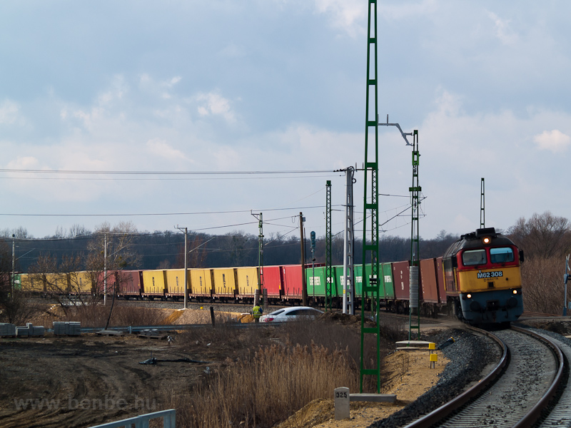 Az M62 308 tehervonatával Zalaegerszeg és Zalaszentiván között fotó