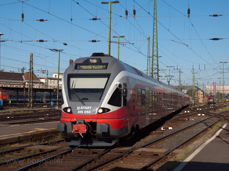 A MV-START 415 053 Budapest-Keleti plyaudvaron fot