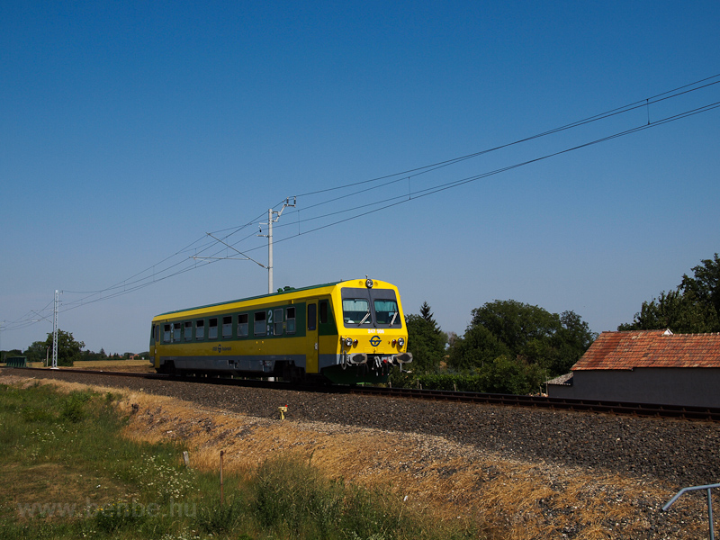 The GYSEV 247 506 seen betw photo