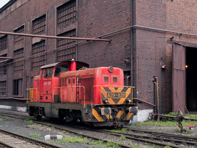 The Dunaferr A29 020 seen between the coke plant and the ore classifier photo