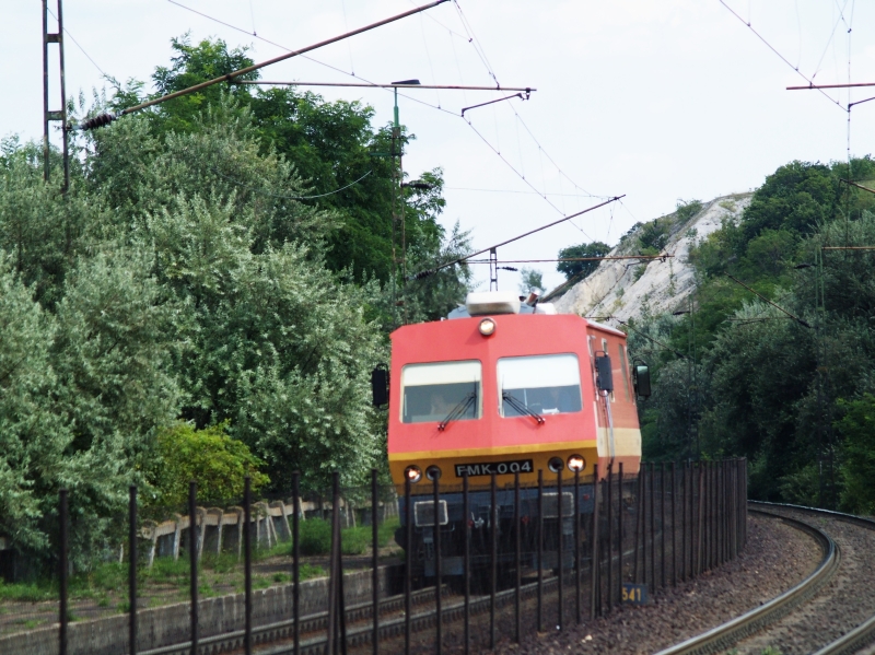 100 km/h-val is tud mrseket vgezni az FMK 004  fot