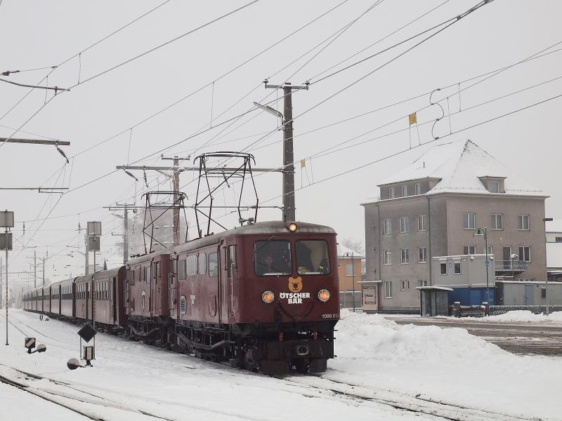 kép Az ÖBB 1099 013-3 Ötscher Bär mozdonya Ober Grafendorfban fotó