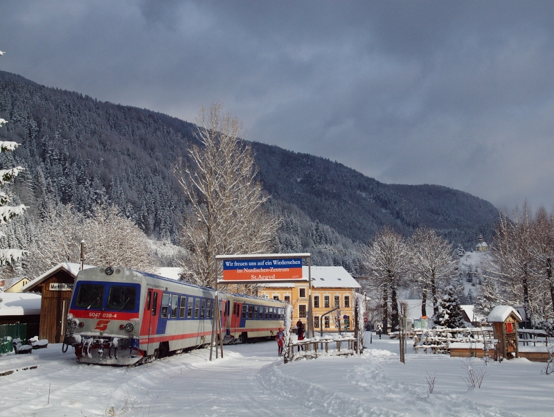 Az ÖBB 5047 038-4 Markt St. Aegyd am Neuwalde végmegállóhelyen fotó