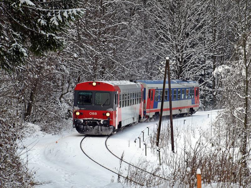 Az ÖBB 5047 008-7 Freiland és Innerfahrafeld között fotó