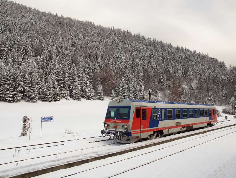 The BB 5047 043-4 at Freiland photo