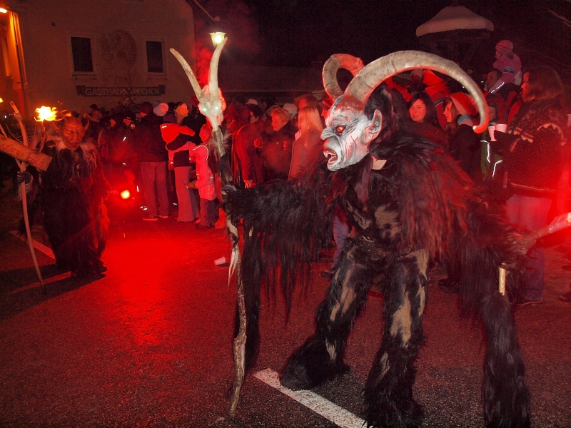 Krampuszflvonuls Hohenbergben fot