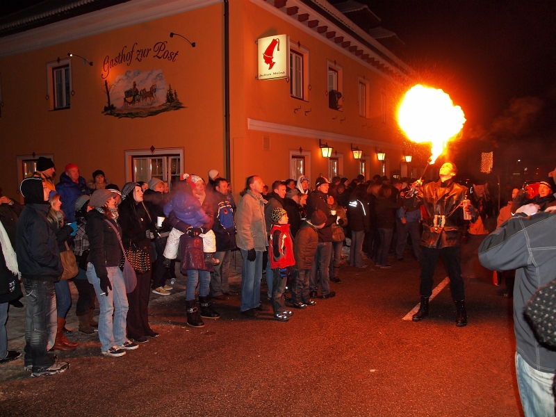 A fire eater in Hohenberg photo