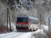 The BB 5047 040-0 between In der Bruck and Hohenberg