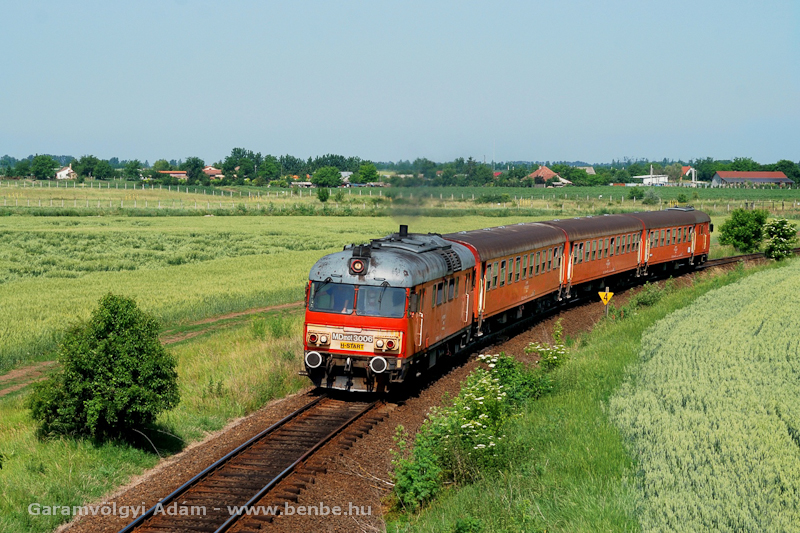 MDmot 3006 Debrecen határában fotó