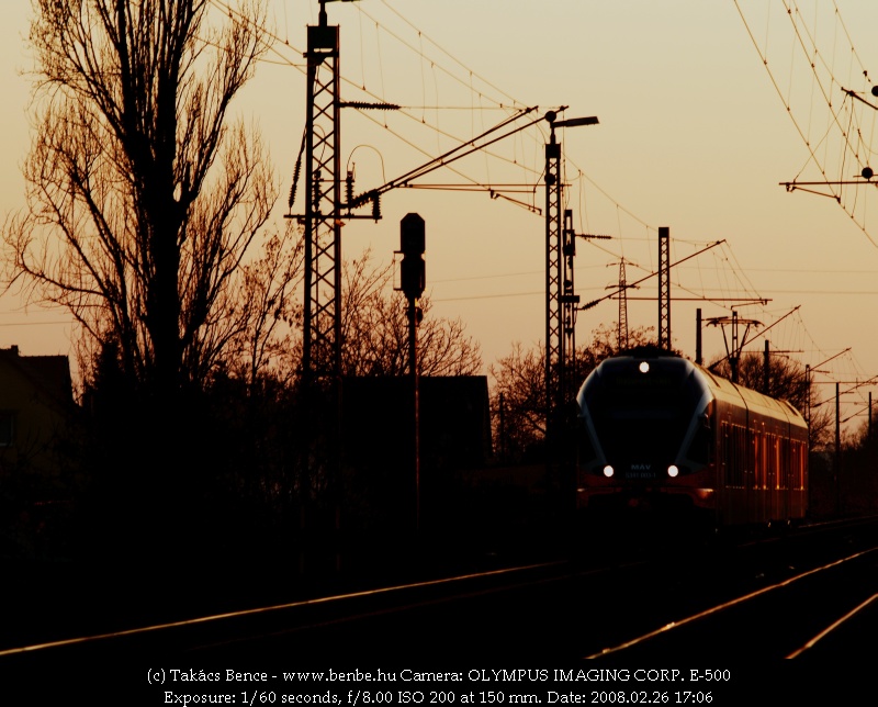 Az 5341 003-1 MÁV FLIRT Tárnokon fotó