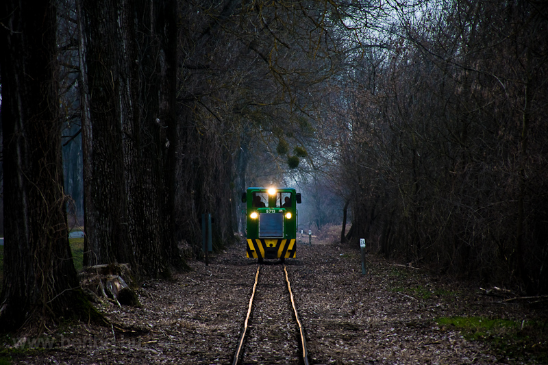 The MV-START C50 5713 seen between Balatonfenyves GV and Kzponti főmajor photo