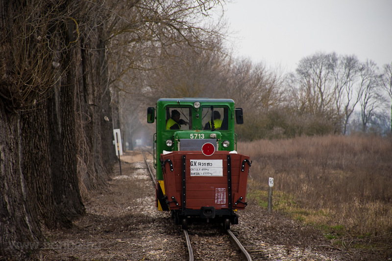 A MÁV-START C50 5713 Imremajor állomáson fotó