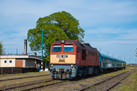 A MÁV-START 628 157 Mándok állomáson
