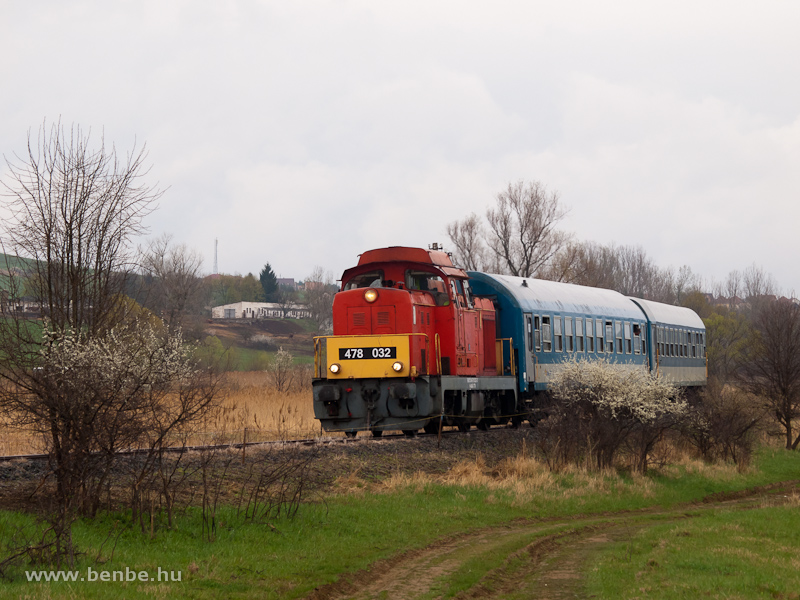 A MV-Trakci Zrt. 478 032 (ex-M47 2032) plyaszm Dcsija Mtraderecske s Mtraballa kztt fot