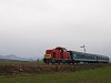 The MV-Trakci Zrt.'s 478 032 (ex-M47 2032) at the junction of the siding to the mine at Rkczibnya between Kisterenye and Nemti