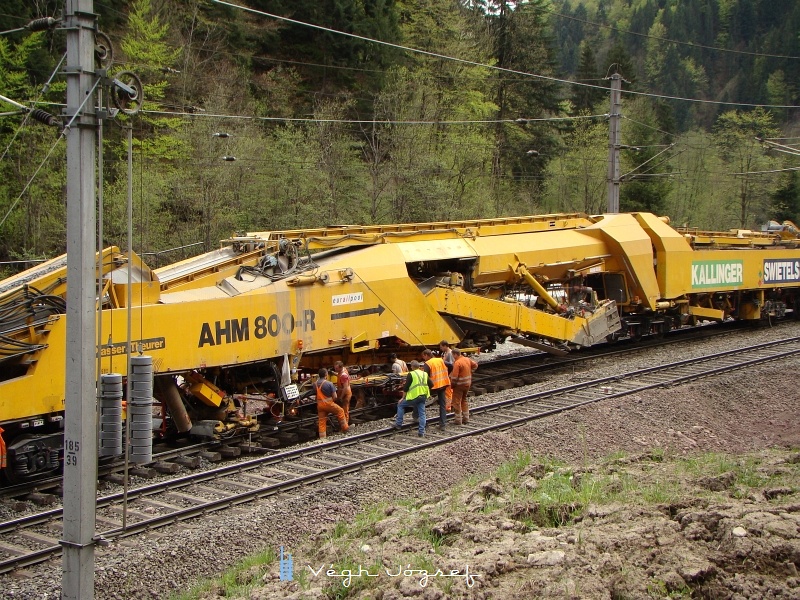 Az AHM 800-r nevű géps fotó