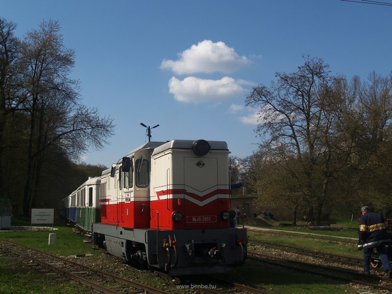 Mk45 2001 tolja be a különv fotó