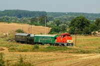 The M47 2032 is pulling the weedkiller train near Hugyag, towards Szécsény