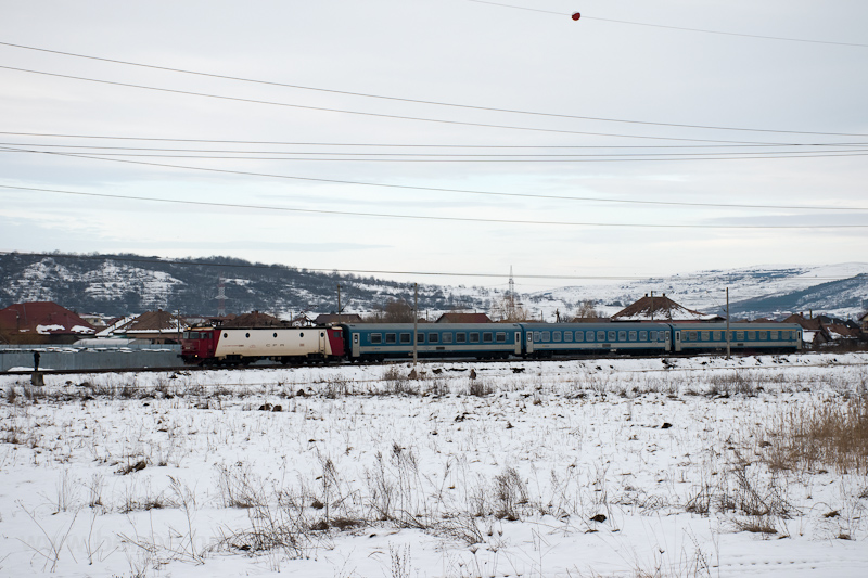 A CFR Calatori 41 0807-8 Nemeszsuk (Jucu, Romnia) s Apahida Halta kztt a Hargita InterCity vonatot vontatva fot