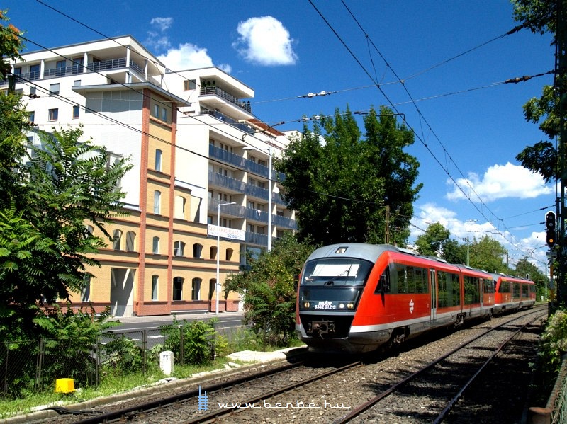 The 6342 012-9 in a modern urban scenery near Tmr utca photo