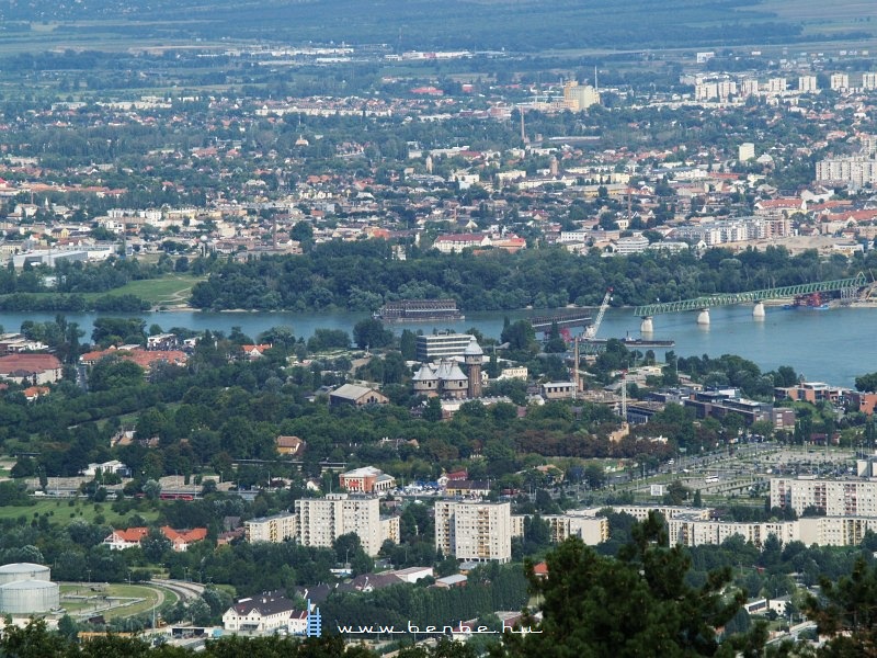 Ismt a munkaterlet, de ezttal egy terelt Desirt is elrejtettnk a kpen fot