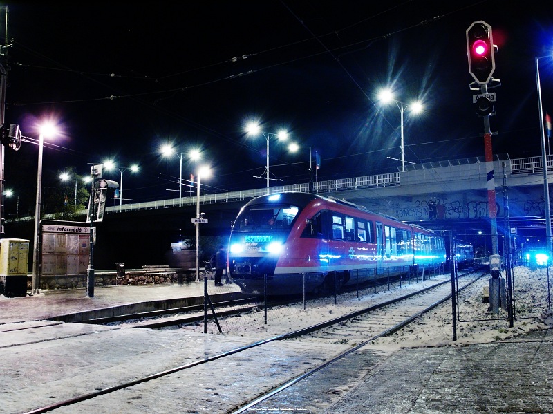 6342 022-8 az Árpád-hídnál fotó