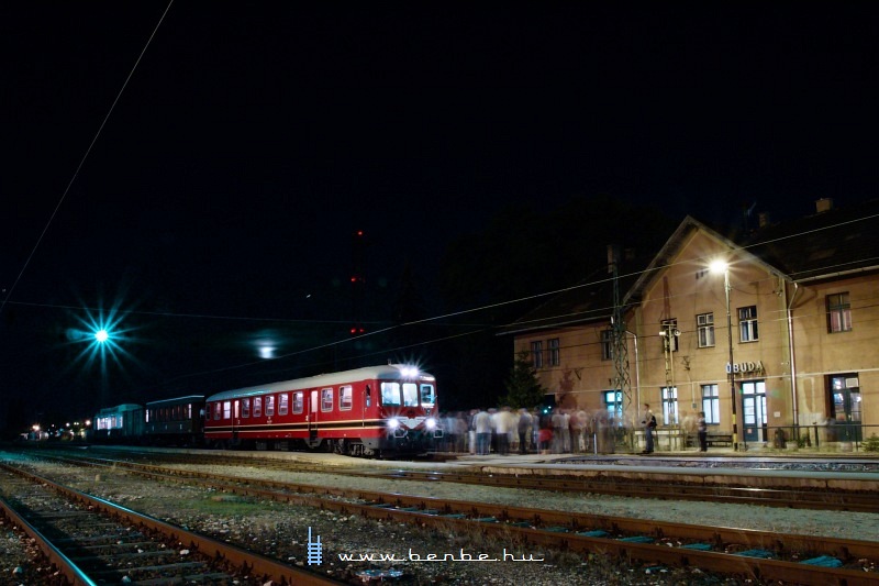 The rebuilt Rba-Balaton historic railcar at buda station photo