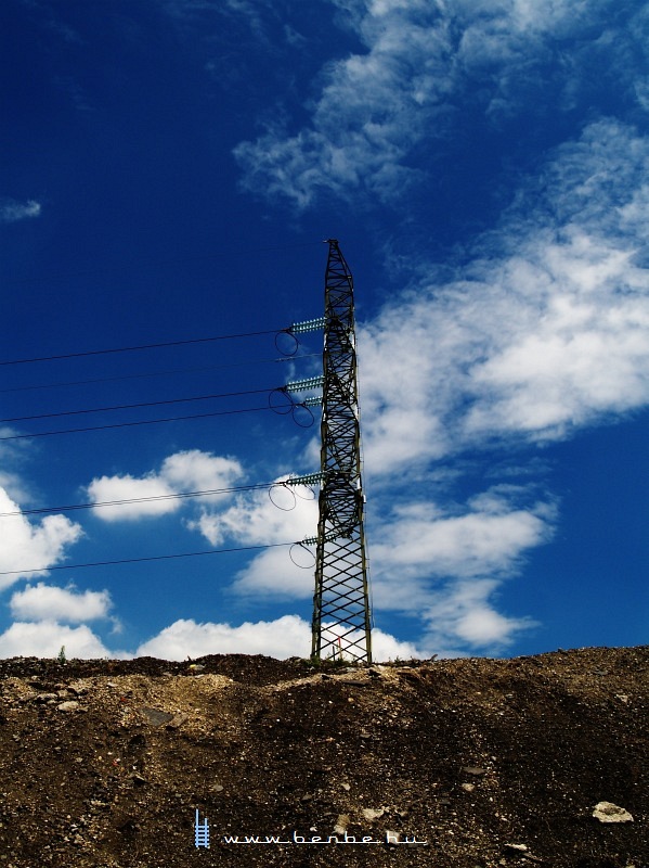 The last power line mast photo