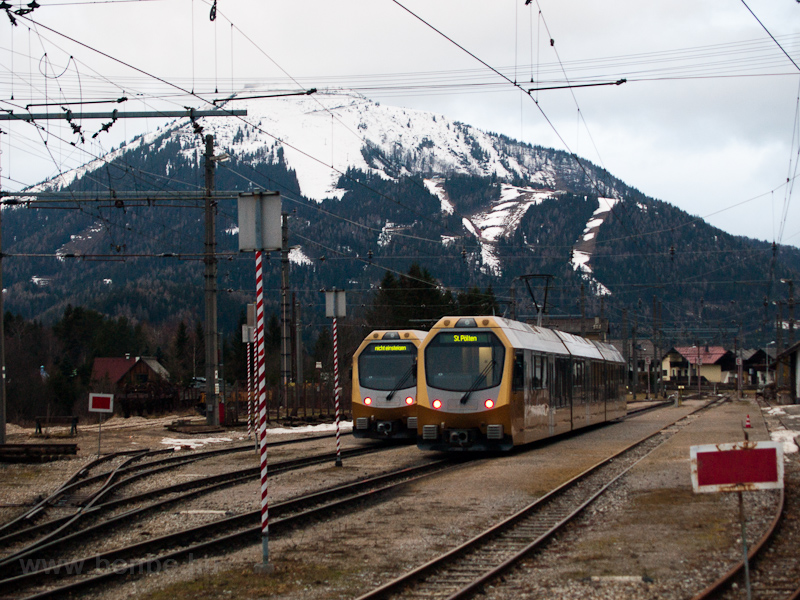 The Mariazellerbahn ET1 and photo