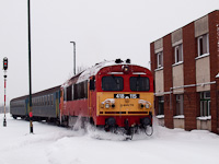 The MÁV-TR 418 115 seen at Algyő station