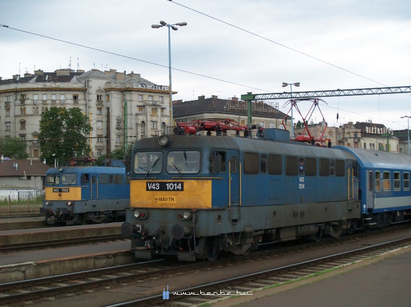 V43 1014 s 1192 a Dli plyaudvaron fot